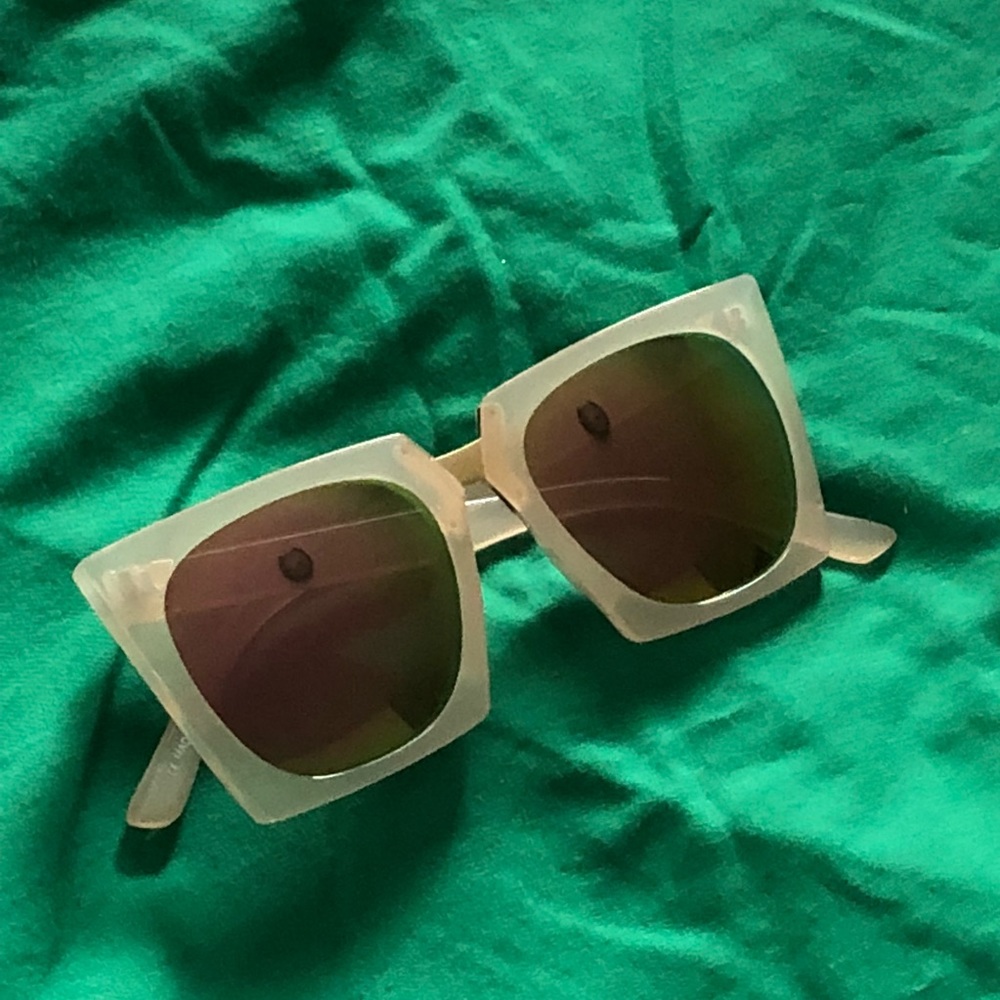 LIGHT PINK SHADES